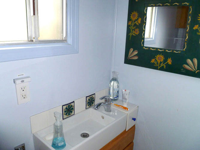 Lower Studio Bath